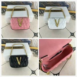 Picture of Versace Lady Handbags _SKUfw85735292fw